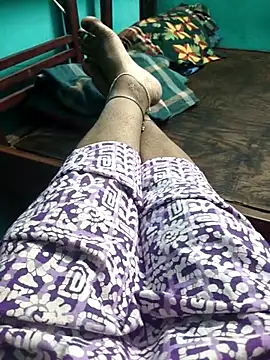 Villageanuty online show from February 26, 2026, 4:28 pm