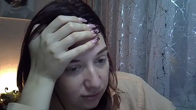 Lily Ember online show from October 9, 2025, 10:30 pm