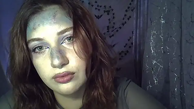 Lily Ember online show from October 30, 2025, 7:03 pm