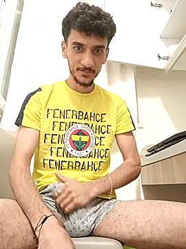 Snapshot of yolgezer073 chatting on October 5, 2025, 10:51 pm yolgezer073 online show from October 5, 2025, 10:51 pm