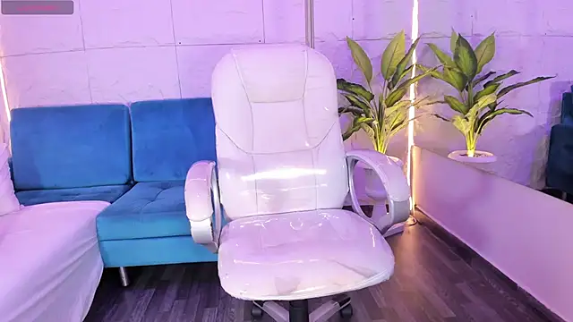 Snapshot of AlissonHarperr chatting on October 29, 2025, 5:25 pm AlissonHarperr online show from October 29, 2025, 5:25 pm