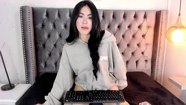 Snapshot of Anya_Belth chatting on July 23, 2026, 7:23 pm Anya Belth online show from July 23, 2026, 7:23 pm
