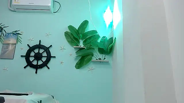 eladyrous98 online show from November 21, 2025, 7:29 am