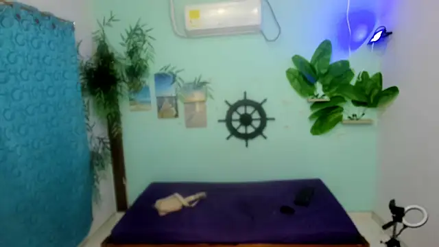 eladyrous98 online show from February 26, 2026, 1:32 pm