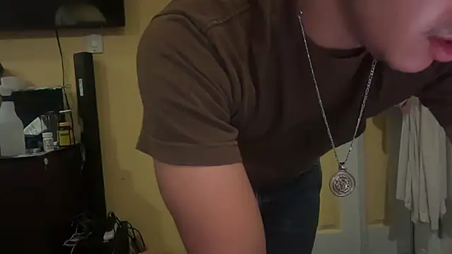 kSwisssxxx online show from October 24, 2025, 2:52 am