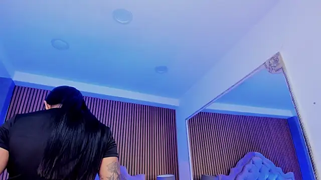 Snapshot of SelenaStonne chatting on September 11, 2025, 8:20 pm SelenaStonne online show from September 11, 2025, 8:20 pm