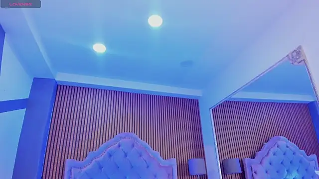 Snapshot of SelenaStonne chatting on November 2, 2025, 7:49 pm SelenaStonne online show from November 2, 2025, 7:49 pm