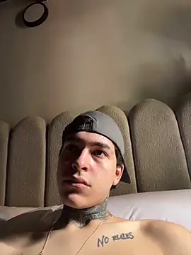 Snapshot of samm4044 chatting on March 12, 2026, 3:51 pm samm4044 online show from March 12, 2026, 3:51 pm