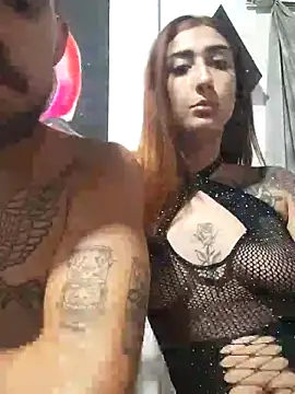 Snapshot of parejajuguetona420 chatting on March 3, 2026, 2:39 am parejajuguetona420 online show from March 3, 2026, 2:39 am