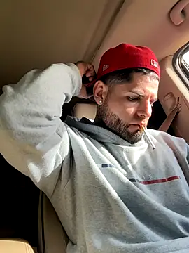 Snapshot of crazybarber69 chatting on November 29, 2025, 9:29 pm crazybarber69 online show from November 29, 2025, 9:29 pm