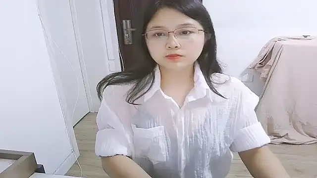 Snapshot of 98bunny chatting on September 20, 2025, 3:02 pm 98bunny online show from September 20, 2025, 3:02 pm