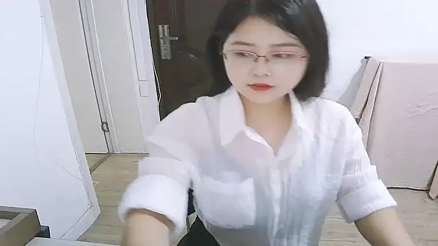 Snapshot of 98bunny chatting on October 16, 2025, 1:39 am 98bunny online show from October 16, 2025, 1:39 am