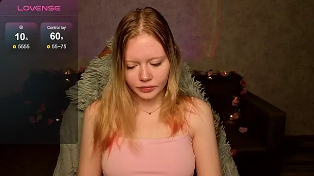 Snapshot of Wendy_228 chatting on November 11, 2025, 1:27 am Wendy 228 online show from November 11, 2025, 1:27 am