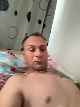 hotcuple002 online show from June 30, 2026, 11:33 am