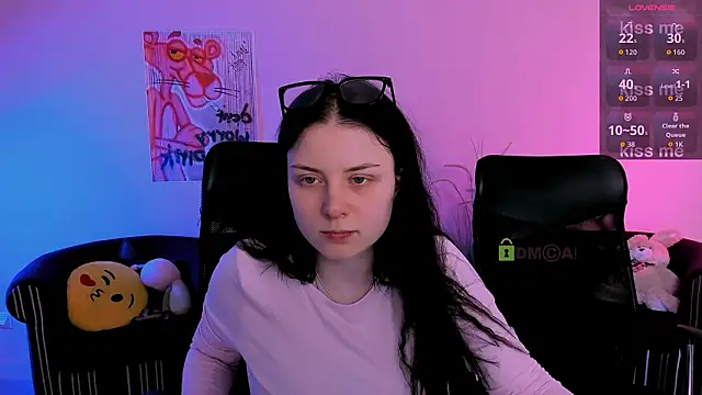 Snapshot of foxy_tease_ chatting on February 9, 2026, 2:15 am foxy tease online show from February 9, 2026, 2:15 am