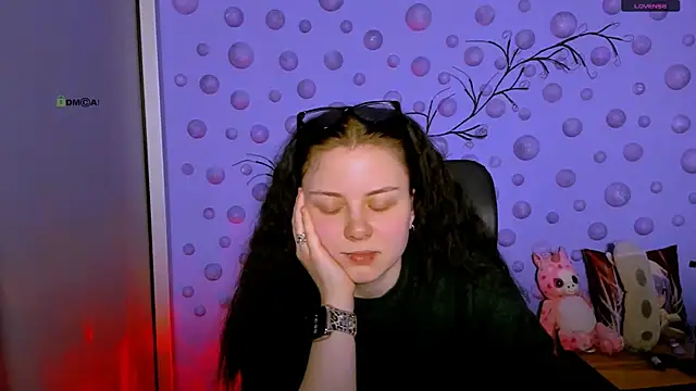 Snapshot of foxy_tease_ chatting on February 26, 2026, 8:30 pm foxy tease online show from February 26, 2026, 8:30 pm