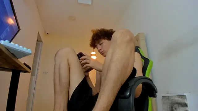 Darkknightx01 online show from November 30, 2025, 11:53 pm