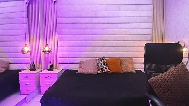VictoriaaBlair online show from May 2, 2026, 7:19 pm