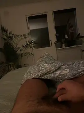 Snapshot of latina-pene chatting on October 30, 2025, 1:40 am latina-pene online show from October 30, 2025, 1:40 am