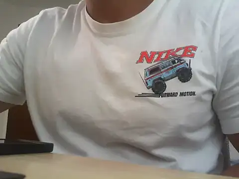 Snapshot of PC_boy_slv chatting on November 13, 2025, 7:40 am PC boy slv online show from November 13, 2025, 7:40 am