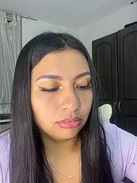 Snapshot of Issa_Santana chatting on May 19, 2026, 11:22 pm Issa Santana online show from May 19, 2026, 11:22 pm