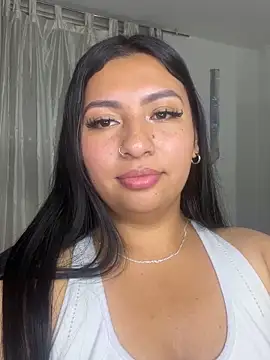 Snapshot of Issa_Santana chatting on May 28, 2026, 11:24 pm Issa Santana online show from May 28, 2026, 11:24 pm