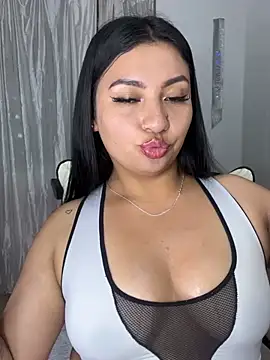 Issa Santana online show from May 30, 2026, 9:34 pm