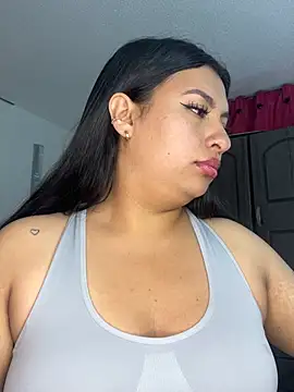 Snapshot of Issa_Santana chatting on June 10, 2026, 9:03 pm Issa Santana online show from June 10, 2026, 9:03 pm