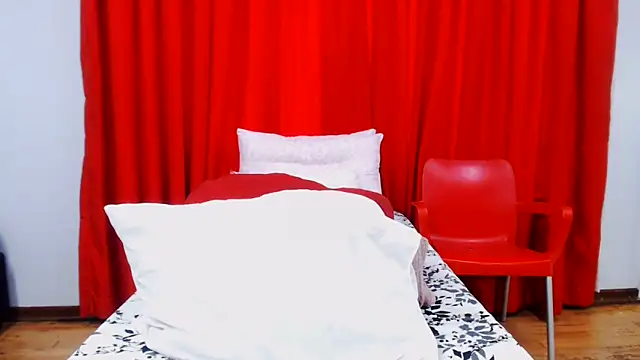 SexyBustyBoobs online show from June 15, 2026, 5:53 am