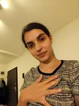 Snapshot of SweetMelodyZ chatting on November 20, 2025, 4:23 am SweetMelodyZ online show from November 20, 2025, 4:23 am