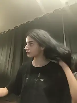 Snapshot of SweetMelodyZ chatting on December 1, 2025, 5:51 pm SweetMelodyZ online show from December 1, 2025, 5:51 pm