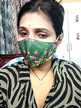 Hotty Sonali online show from April 30, 2026, 3:18 pm
