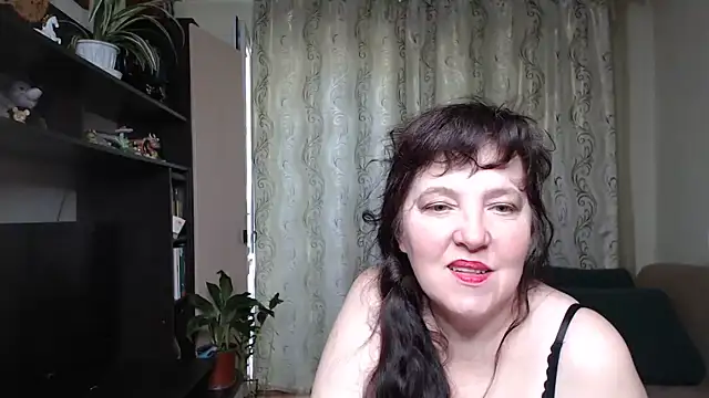 Snapshot of Illusionq chatting on June 13, 2026, 10:46 am Illusionq online show from June 13, 2026, 10:46 am