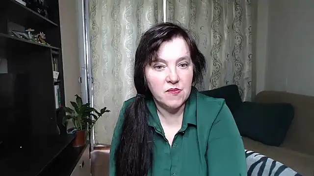 Snapshot of Illusionq chatting on June 15, 2026, 10:28 am Illusionq online show from June 15, 2026, 10:28 am