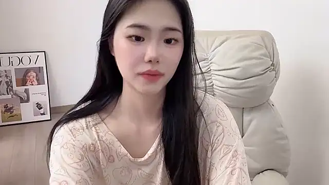 Snapshot of suki-1 chatting on July 18, 2026, 12:09 pm suki-1 online show from July 18, 2026, 12:09 pm