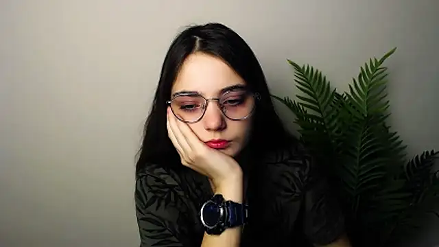 Sun Shine   online show from December 4, 2025, 10:51 pm