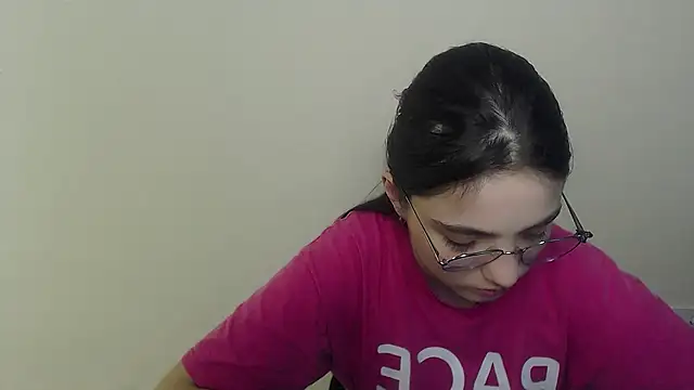 Snapshot of Sun_Shine__ chatting on June 27, 2026, 10:15 pm Sun Shine online show from June 27, 2026, 10:15 pm