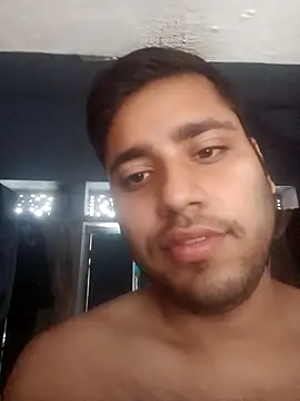 Snapshot of Desirock001 chatting on October 27, 2025, 2:15 am Desirock001 online show from October 27, 2025, 2:15 am