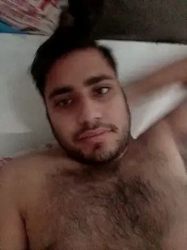 Snapshot of Desirock001 chatting on November 1, 2025, 10:28 am Desirock001 online show from November 1, 2025, 10:28 am