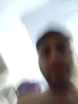 Snapshot of Desirock001 chatting on November 3, 2025, 2:29 pm Desirock001 online show from November 3, 2025, 2:29 pm