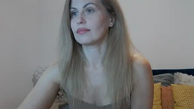 Snapshot of Lika_Soul chatting on April 18, 2026, 3:49 pm Lika Soul online show from April 18, 2026, 3:49 pm