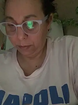 Snapshot of LupeLok chatting on June 9, 2026, 1:12 pm LupeLok online show from June 9, 2026, 1:12 pm