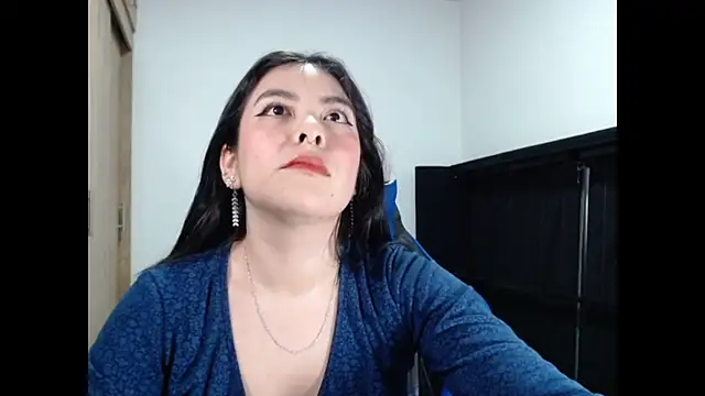 Snapshot of EloiseJun chatting on July 11, 2026, 4:59 am EloiseJun online show from July 11, 2026, 4:59 am