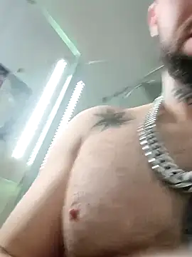 Snapshot of Barber33zk chatting on November 8, 2025, 6:35 am Barber33zk online show from November 8, 2025, 6:35 am