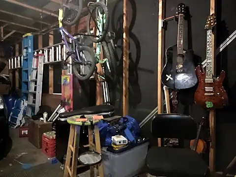 Snapshot of thejuicybacon chatting on November 19, 2025, 6:57 am thejuicybacon online show from November 19, 2025, 6:57 am