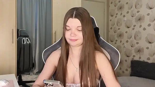 Snapshot of _cute_ice chatting on May 14, 2026, 5:47 am cute ice online show from May 14, 2026, 5:47 am