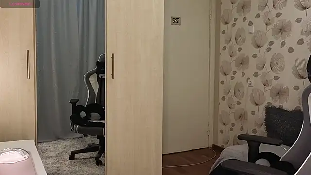 Snapshot of _cute_ice chatting on May 21, 2026, 7:37 am cute ice online show from May 21, 2026, 7:37 am