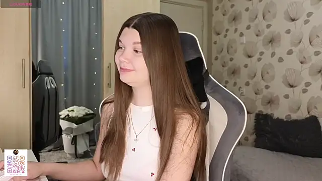 Snapshot of _cute_ice chatting on June 10, 2026, 5:39 am cute ice online show from June 10, 2026, 5:39 am