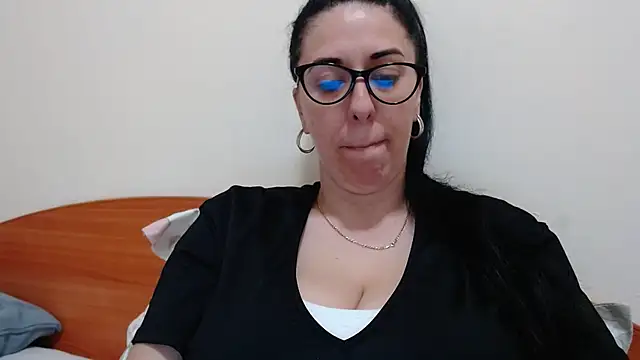 Snapshot of jollene chatting on May 19, 2026, 1:17 pm jollene online show from May 19, 2026, 1:17 pm