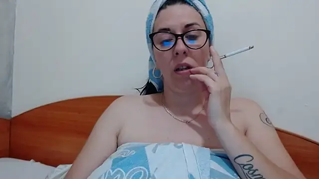 Snapshot of jollene chatting on June 18, 2026, 1:48 pm jollene online show from June 18, 2026, 1:48 pm